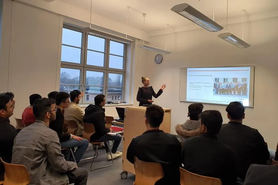 كلية برلين الدولية