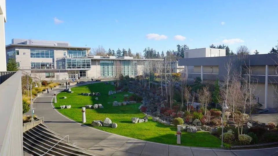 هايلاين كوليج