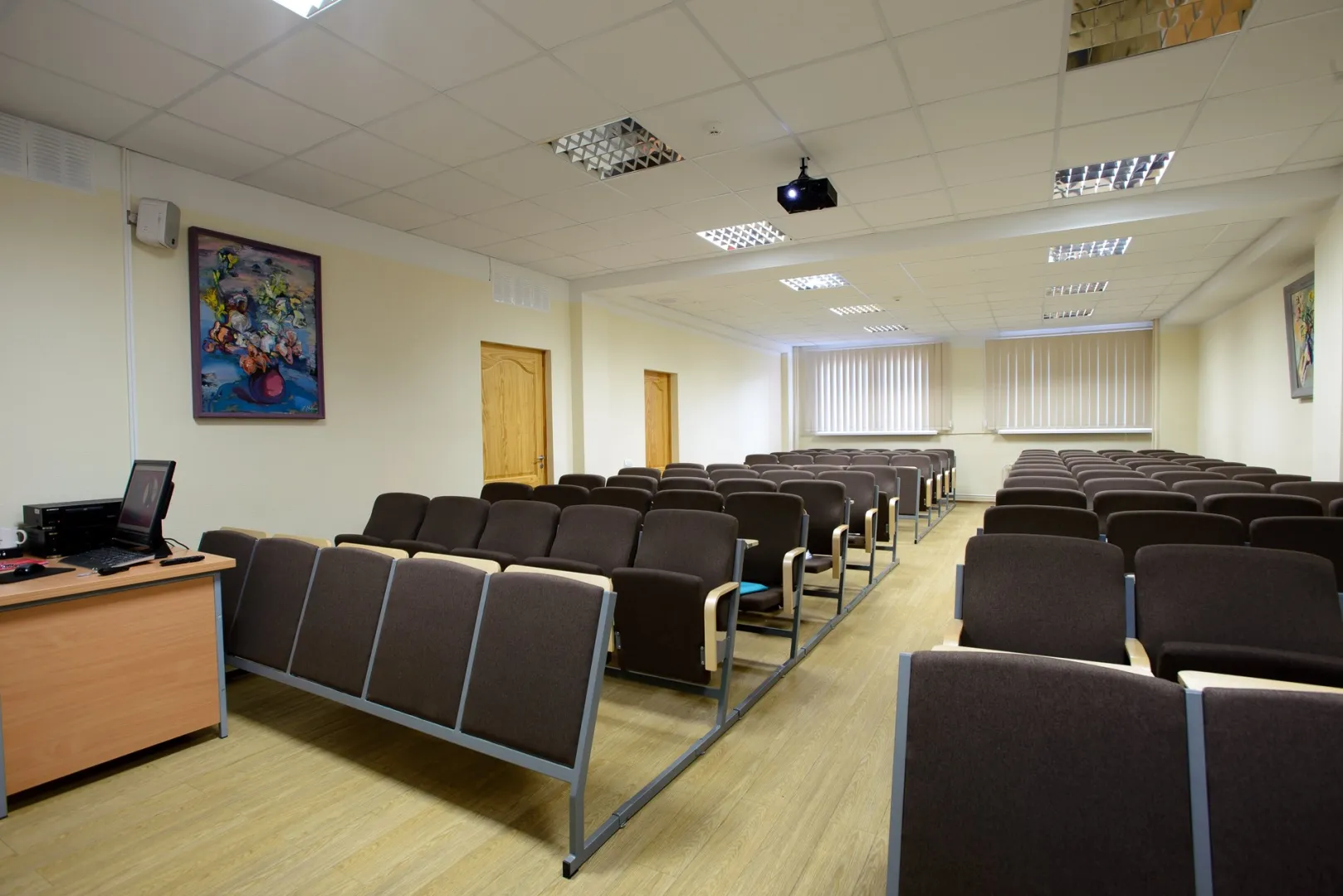 كلية ريغا الطبية بجامعة لاتفيا