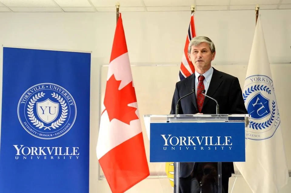 جامعة يوركفيل